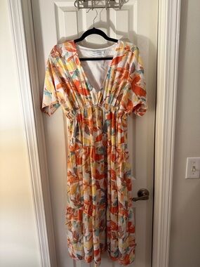 Fehrnvi Orange Floral V-Neck Tiered Midi Dress